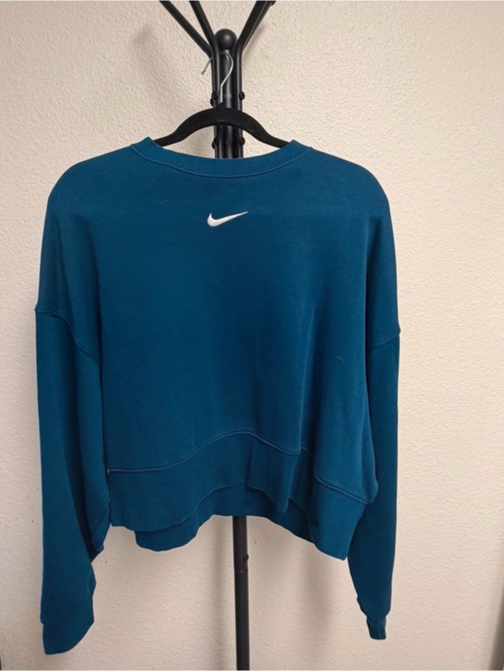 Nike Teal Cropped Crew Sweatshirt with White Swoosh